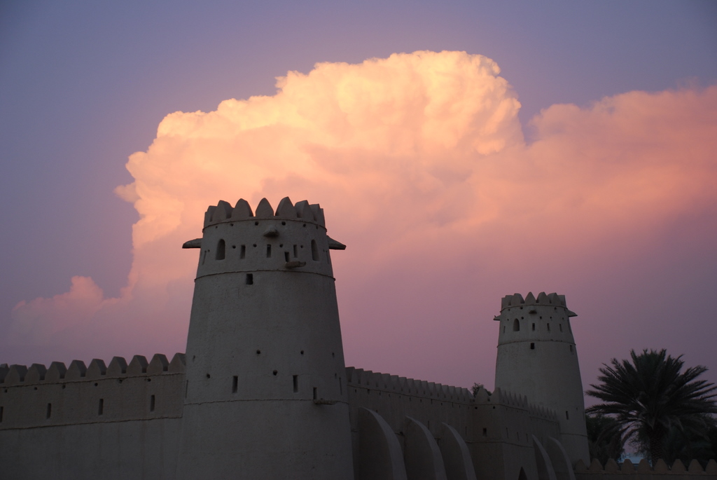 Fort Al Ain im Abendlicht